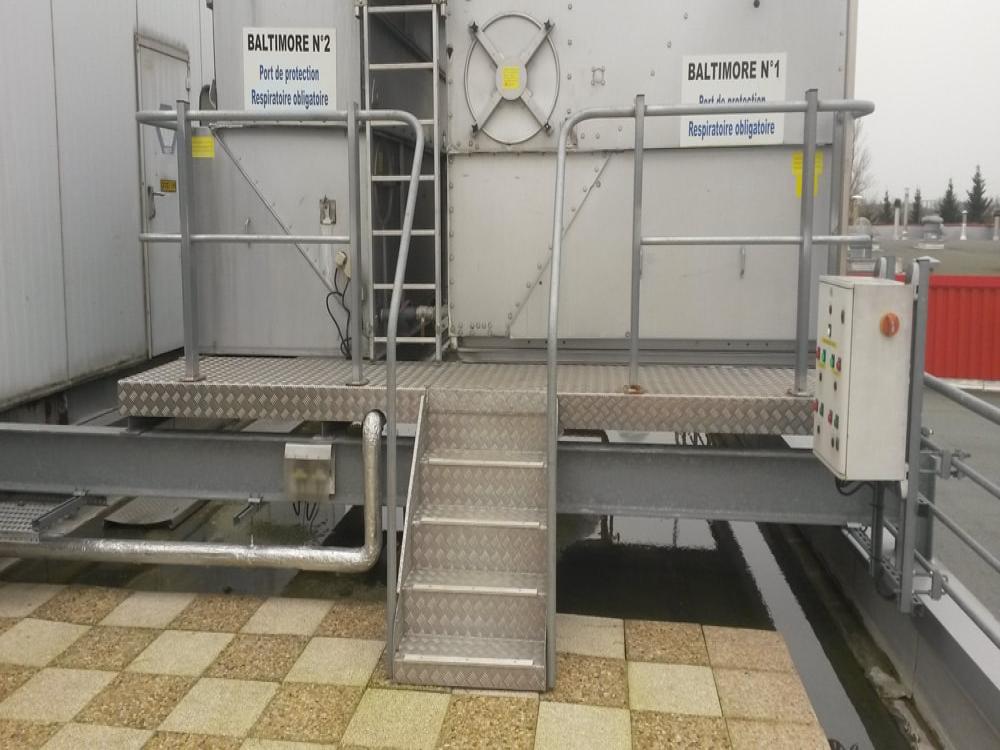 Escalier et plateforme