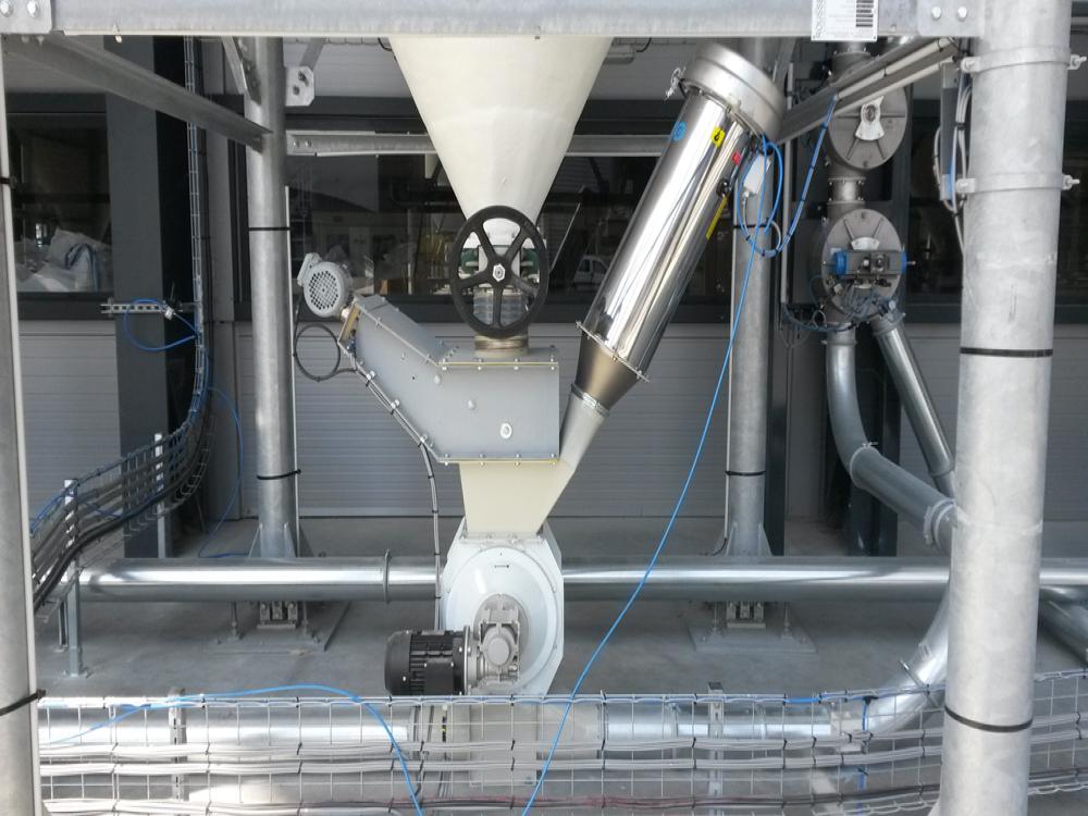 Transport pneumatique farine