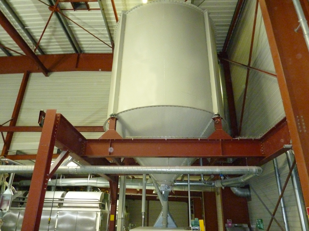 Silo sur peson et structure de supportage